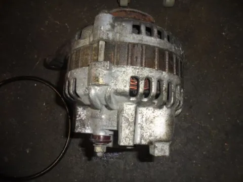 Δυναμό - Εναλλάκτης A2T02671 για MITSUBISHI L300 (1980 - 1984) (L) , (1985 - 1988) (L) , (1987 -) (P) Δυναμό - Εναλλάκτης A2T02671 για MITSUBISHI L300 (1980 - 1984) (L) , (1985 - 1988) (L) , (1987 -) (P)
