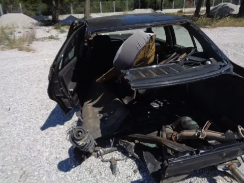 Τροπέτο Αμάξι Κουφάρι Με 2 Ζαντολάστιχα 195/60/15 για NISSAN PRIMERA (1990 - 1993) (P10) Sedan - 4dr *ΔΒ* -  Τροπέτο Αμάξι Κουφάρι Με 2 Ζαντολάστιχα 195/60/15 για NISSAN PRIMERA (1990 - 1993) (P10) Sedan - 4dr *ΔΒ* -