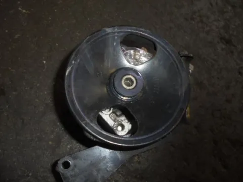 Αντλία Υδραυλικού Τιμονιού Μεταχειρισμένος 7611332111 για NISSAN ALMERA (2000 - 2002) (N16)