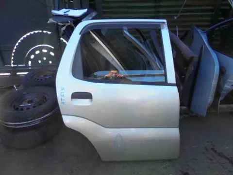Πόρτα Πίσω Δεξιά για SUZUKI IGNIS (2000 - 2003) (RG) *Ε* Πόρτα Πίσω Δεξιά για SUZUKI IGNIS (2000 - 2003) (RG) *Ε*