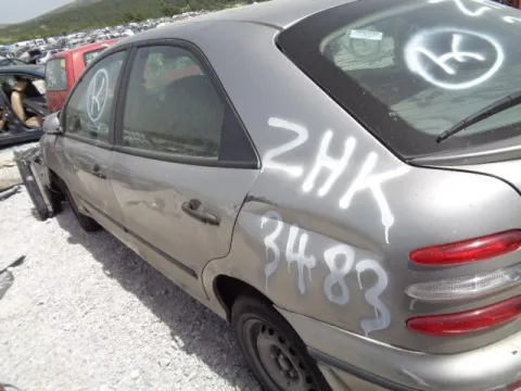 Τροπέτο Αμάξι κομπλέ Με Μηχανή και Σασμάν Με Πίσω Άξονα Ταμπούρα Με 3 Ζαντολάστιχα 175/65/14 για FIAT BRAVA (1995 - 2001) (182) Hatchback - 5dr 1200 (188A5.000) Petrol 80 16V *ΔΒ* -  Τροπέτο Αμάξι κομπλέ Με Μηχανή και Σασμάν Με Πίσω Άξονα Ταμπούρα Με 3 Ζαντολάστιχα 175/65/14 για FIAT BRAVA (1995 - 2001) (182) Hatchback - 5dr 1200 (188A5.000) Petrol 80 16V *ΔΒ* -