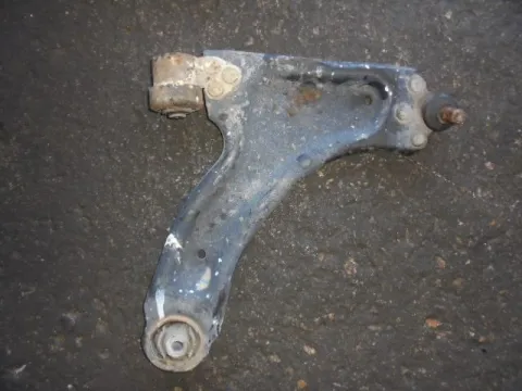 Ψαλίδι Εμπρός Δεξί για OPEL CORSA (2000 - 2004) C Ψαλίδι Εμπρός Δεξί για OPEL CORSA (2000 - 2004) C