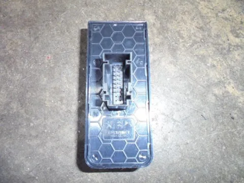 Διακόπτης Παραθύρων Κεντρικός Αριστερής 4πλος 14pin για CITROEN C3 (2017 - ) - 