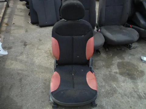 Καθίσματα Πίσω Δεξί για CITROEN C2 (2003 - 2008) (JM) , (2008 - 2010) (JM) *Α* Καθίσματα Πίσω Δεξί για CITROEN C2 (2003 - 2008) (JM) , (2008 - 2010) (JM) *Α*