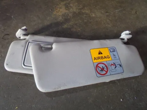 Σετ Σκιαδίων για SUZUKI IGNIS (2016 - ) () Σετ Σκιαδίων για SUZUKI IGNIS (2016 - ) ()