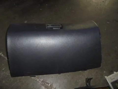 Ντουλαπάκι για TOYOTA AVENSIS (2003 - 2006) (T250) ΄*Γ* Ντουλαπάκι για TOYOTA AVENSIS (2003 - 2006) (T250) ΄*Γ*