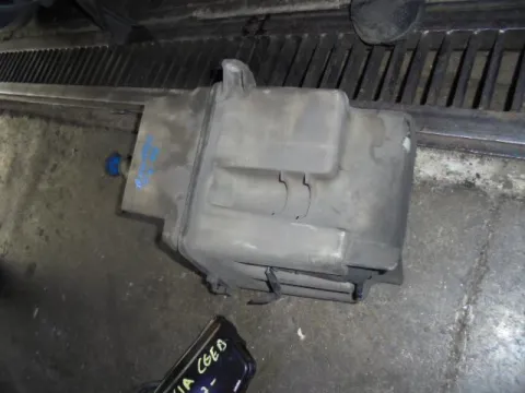 Δοχείο Υαλοκαθαριστήρων Με Μοτέρ για TOYOTA AVENSIS (2003 - 2006) (T250) Δοχείο Υαλοκαθαριστήρων Με Μοτέρ για TOYOTA AVENSIS (2003 - 2006) (T250)