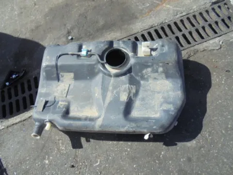 Δεξαμενή Καυσίμου (Ρεζερβουάρ) για HYUNDAI ACCENT (1997 - 1999) (UA) (X3) *ΔΒ* Δεξαμενή Καυσίμου (Ρεζερβουάρ) για HYUNDAI ACCENT (1997 - 1999) (UA) (X3) *ΔΒ*