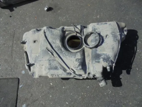 Δεξαμενή Καυσίμου (Ρεζερβουάρ) 7700846726 για RENAULT CLIO (1990 - 1994) (B57) (C57) , (1994 - 1996) *ΔΒ* Δεξαμενή Καυσίμου (Ρεζερβουάρ) 7700846726 για RENAULT CLIO (1990 - 1994) (B57) (C57) , (1994 - 1996) *ΔΒ*
