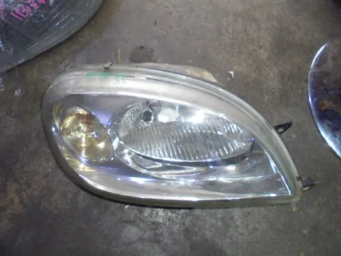 Φανάρι Εμπρός Δεξί (Σπασμένη Βάση) για CITROEN SAXO (1999 - 2002) (S) Φανάρι Εμπρός Δεξί (Σπασμένη Βάση) για CITROEN SAXO (1999 - 2002) (S)