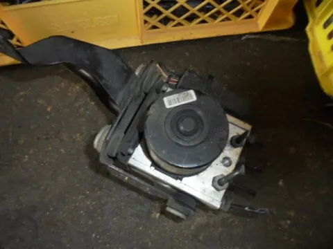 Μονάδα ABS 8V512M110AD για FORD FIESTA (2008 - 2012) Mk6 (JA8) Μονάδα ABS 8V512M110AD για FORD FIESTA (2008 - 2012) Mk6 (JA8)