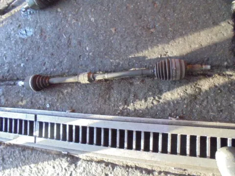 Ημιαξόνιο Εμπρός Δεξί για MITSUBISHI LANCER (2004 - 2008) (CS) Ημιαξόνιο Εμπρός Δεξί για MITSUBISHI LANCER (2004 - 2008) (CS)