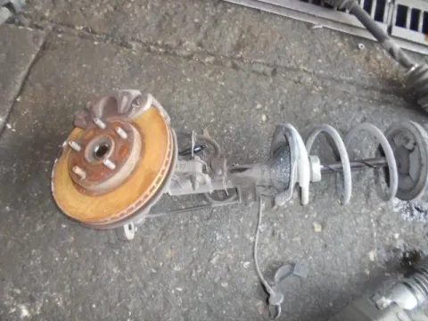 Άκρο Πλήρες Εμπρός Αριστερό Με ABS για MITSUBISHI LANCER (2004 - 2008) (CS) Άκρο Πλήρες Εμπρός Αριστερό Με ABS για MITSUBISHI LANCER (2004 - 2008) (CS)