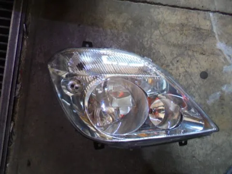 Φανάρι Εμπρός Δεξί Ιμιτασιόν για MERCEDES SPRINTER (2006 - 2013) (906) Φανάρι Εμπρός Δεξί Ιμιτασιόν για MERCEDES SPRINTER (2006 - 2013) (906)