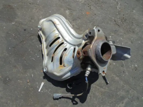 Πολλαπλή Εξαγωγής για TOYOTA AVENSIS (2009 - 2012) (T270) 1600 1ZR-FAE petrol 132 *Γ* Πολλαπλή Εξαγωγής για TOYOTA AVENSIS (2009 - 2012) (T270) 1600 1ZR-FAE petrol 132 *Γ*