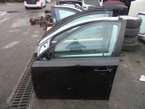 Πόρτα Εμπρός Αριστερή για SAAB 9-3 (2008 - ) (YS3F) *Ε* Πόρτα Εμπρός Αριστερή για SAAB 9-3 (2008 - ) (YS3F) *Ε*