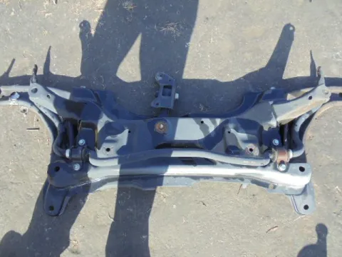 Γέφυρα Εμπρός Οριζόντια για TOYOTA YARIS (2009 - 2012) (XP90) *ΔΒ* Γέφυρα Εμπρός Οριζόντια για TOYOTA YARIS (2009 - 2012) (XP90) *ΔΒ*