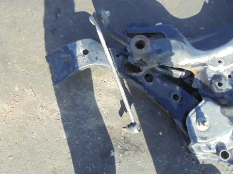 Ψαλίδι Εμπρός Αριστερό για TOYOTA RAV-4 (2009 - 2011) (XA30) *ΔΒ* Ψαλίδι Εμπρός Αριστερό για TOYOTA RAV-4 (2009 - 2011) (XA30) *ΔΒ*