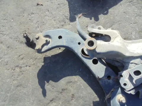 Ψαλίδι Εμπρός Αριστερό για TOYOTA RAV-4 (2009 - 2011) (XA30) *ΔΒ* ΠΑΛΕΤΑ 16 *192190* Ψαλίδι Εμπρός Αριστερό για TOYOTA RAV-4 (2009 - 2011) (XA30) *ΔΒ* ΠΑΛΕΤΑ 16 *192190*
