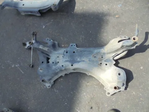 Γέφυρα Εμπρός Οριζόντια για TOYOTA AURIS (2007 - 2009) E150 *ΔΒ* ΠΑΛΕΤΑ 32 *192597* Γέφυρα Εμπρός Οριζόντια για TOYOTA AURIS (2007 - 2009) E150 *ΔΒ* ΠΑΛΕΤΑ 32 *192597*