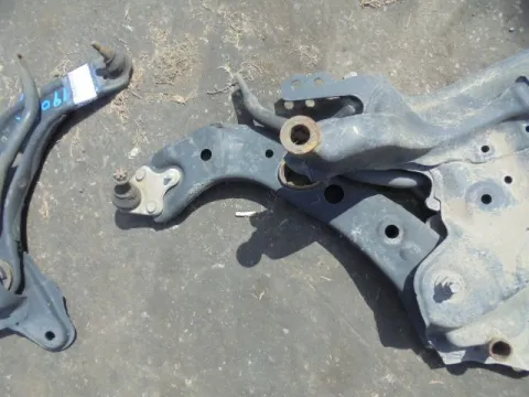 Ψαλίδι Εμπρός Αριστερό για TOYOTA RAV-4 (2006 - 2009) (XA30) *ΔΒ* ΠΑΛΕΤΑ 26 *192227* Ψαλίδι Εμπρός Αριστερό για TOYOTA RAV-4 (2006 - 2009) (XA30) *ΔΒ* ΠΑΛΕΤΑ 26 *192227*