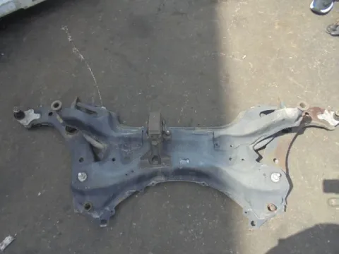 Γέφυρα Εμπρός Οριζόντια για TOYOTA AURIS (2009 - 2013) *ΔΒ* ΠΑΛΕΤΑ 32 *192597* Γέφυρα Εμπρός Οριζόντια για TOYOTA AURIS (2009 - 2013) *ΔΒ* ΠΑΛΕΤΑ 32 *192597*
