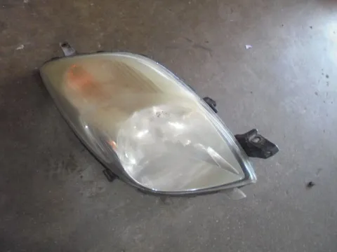 Φανάρι Εμπρός Δεξί για TOYOTA YARIS (2006 - 2009) (KL9) Hatchback - 3dr , Hatchback - 5dr Φανάρι Εμπρός Δεξί για TOYOTA YARIS (2006 - 2009) (KL9) Hatchback - 3dr , Hatchback - 5dr