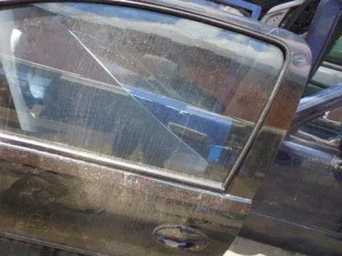 Πόρτα Αριστερή Δίπορτη (Λίγο Χτυπημένη) για OPEL CORSA (2000 - 2004) C Hatchback - 3dr , (2004 - 2006) C *Γ* - 