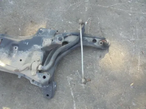 Ψαλίδι Εμπρός Δεξί για TOYOTA YARIS (2009 - 2012) (XP90) *ΔΒ* ΠΑΛΕΤΑ 17 *192191* Ψαλίδι Εμπρός Δεξί για TOYOTA YARIS (2009 - 2012) (XP90) *ΔΒ* ΠΑΛΕΤΑ 17 *192191*
