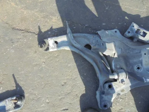 Ψαλίδι Εμπρός Αριστερό για TOYOTA YARIS (2009 - 2012) (XP90) *ΔΒ* ΠΑΛΕΤΑ 14 *192188* Ψαλίδι Εμπρός Αριστερό για TOYOTA YARIS (2009 - 2012) (XP90) *ΔΒ* ΠΑΛΕΤΑ 14 *192188*