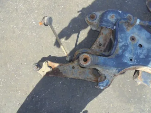Ψαλίδι Εμπρός Δεξί για TOYOTA AVENSIS (2003 - 2006) (T250) *ΔΒ* Ψαλίδι Εμπρός Δεξί για TOYOTA AVENSIS (2003 - 2006) (T250) *ΔΒ*