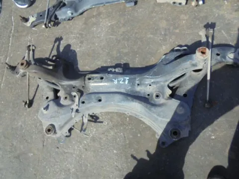 Γέφυρα Εμπρός Οριζόντια για TOYOTA AVENSIS (2009 - 2012) (T270) *ΔΒ* ΠΑΛΕΤΑ 110  *196016* Γέφυρα Εμπρός Οριζόντια για TOYOTA AVENSIS (2009 - 2012) (T270) *ΔΒ* ΠΑΛΕΤΑ 110  *196016*