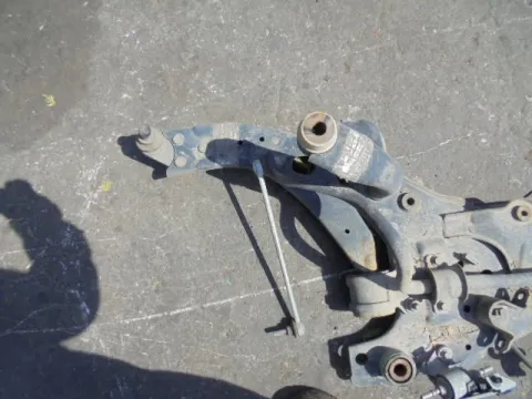 Ψαλίδι Εμπρός Αριστερό για FORD FOCUS (2008 - 2010) Mk2b (DA3 - C307) *ΔΒ* Ψαλίδι Εμπρός Αριστερό για FORD FOCUS (2008 - 2010) Mk2b (DA3 - C307) *ΔΒ*