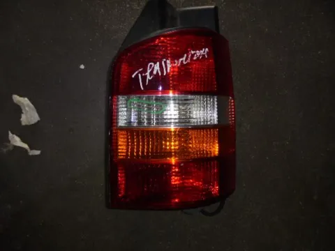 Φανάρι Πίσω Δεξί Ραγισμένο (Μονόφυλη Πόρτα) για VW TRANSPORTER (2003 - 2009) (7H) (T5) - 