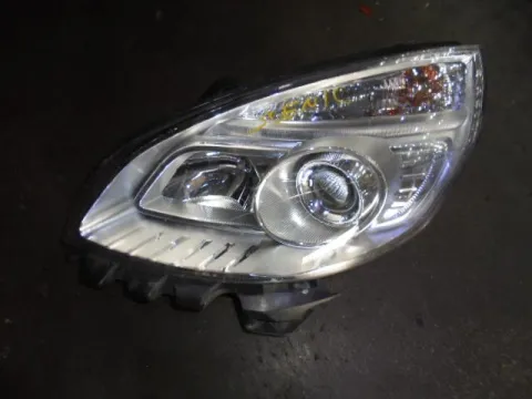 Φανάρι Εμπρός Αριστερό (Με Προβολέα) για RENAULT SCENIC GRAND (2006 - 2008) Φανάρι Εμπρός Αριστερό (Με Προβολέα) για RENAULT SCENIC GRAND (2006 - 2008)