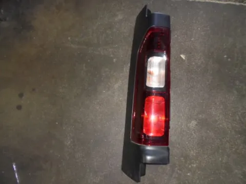 Φανάρι Πίσω Αριστερό για RENAULT TRAFFIC (2014 -) Φανάρι Πίσω Αριστερό για RENAULT TRAFFIC (2014 -)
