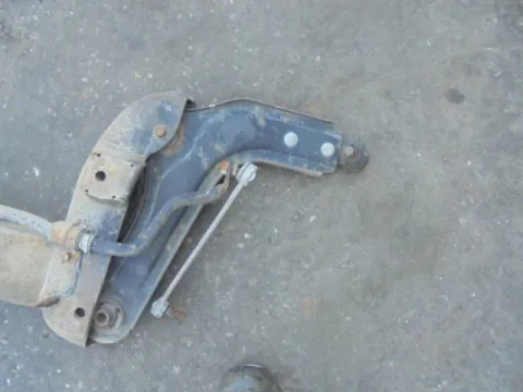 Ψαλίδι Εμπρός Δεξί για CHEVROLET - DAEWOO NUBIRA (1997 - 1999) (J100) , (2000 - 2003) (J150) Ψαλίδι Εμπρός Δεξί για CHEVROLET - DAEWOO NUBIRA (1997 - 1999) (J100) , (2000 - 2003) (J150)