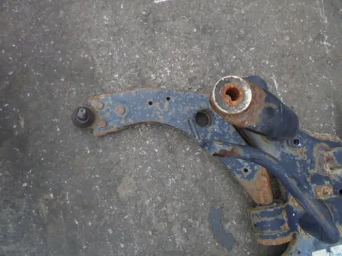 Ψαλίδι Εμπρός Αριστερό για FORD FOCUS (2004 - 2008) Mk2a (DA3 - C307) *ΔΒ* ΠΑΛΕΤΑ 70 *193855* Ψαλίδι Εμπρός Αριστερό για FORD FOCUS (2004 - 2008) Mk2a (DA3 - C307) *ΔΒ* ΠΑΛΕΤΑ 70 *193855*