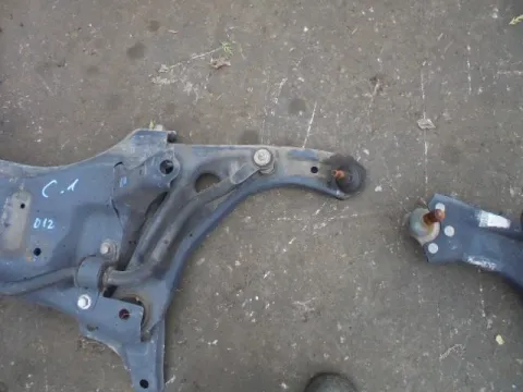 Ψαλίδι Εμπρός Δεξί για CITROEN C1 (2012 - 2014) *ΔΒ* ΠΑΛΕΤΑ 12 *191917* Ψαλίδι Εμπρός Δεξί για CITROEN C1 (2012 - 2014) *ΔΒ* ΠΑΛΕΤΑ 12 *191917*