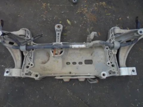 Γέφυρα Εμπρός Οριζόντια για VW TIGUAN (2008 - 2012) (5N) *ΔΒ* ΠΑΛΕΤΑ 21 *192222* Γέφυρα Εμπρός Οριζόντια για VW TIGUAN (2008 - 2012) (5N) *ΔΒ* ΠΑΛΕΤΑ 21 *192222*