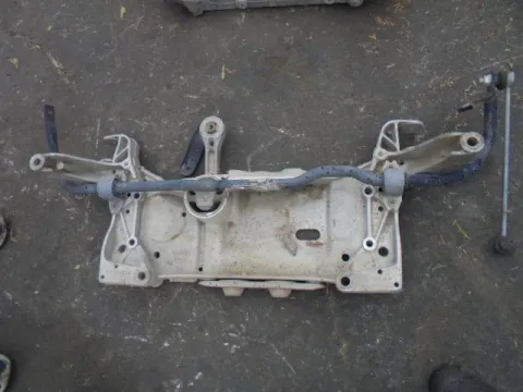 Γέφυρα Εμπρός Οριζόντια για VW GOLF (2004 - 2008) Mk5 (1K1) *ΔΒ* Γέφυρα Εμπρός Οριζόντια για VW GOLF (2004 - 2008) Mk5 (1K1) *ΔΒ*