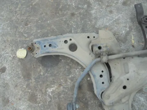 Ψαλίδι Εμπρός Αριστερό για VW GOLF (1998 - 2004) Mk4 (1J1)