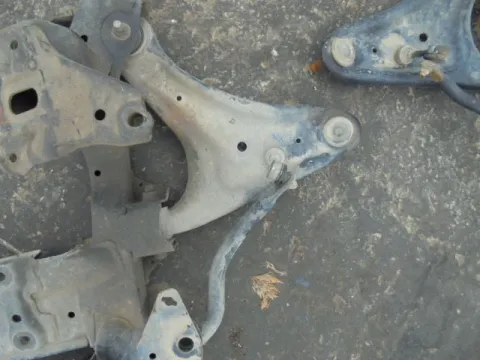 Ψαλίδι Εμπρός Αριστερό για DAIHATSU TERIOS (2006 - 2009) (J200)  *ΔΒ* ΠΑΛΕΤΑ 19 *192220*