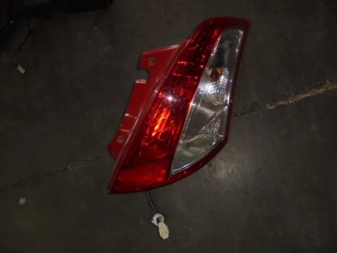 Φανάρι Πίσω Δεξί ΕΛΛΑΤΩΜΑΤΙΚΟ για SUZUKI SWIFT (2012 - 2014) ( ) , (2014 - 2017) () Φανάρι Πίσω Δεξί ΕΛΛΑΤΩΜΑΤΙΚΟ για SUZUKI SWIFT (2012 - 2014) ( ) , (2014 - 2017) ()