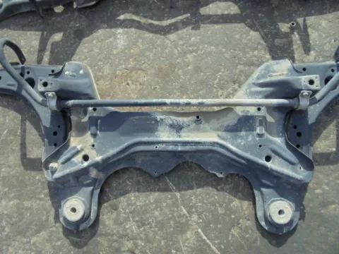Γέφυρα Εμπρός Οριζόντια για SKODA OCTAVIA (2000 - 2008) 4 (1U2-5) *ΔΒ* ΠΑΛΕΤΑ 27 *192592* Γέφυρα Εμπρός Οριζόντια για SKODA OCTAVIA (2000 - 2008) 4 (1U2-5) *ΔΒ* ΠΑΛΕΤΑ 27 *192592*