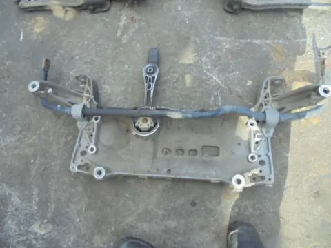 Γέφυρα Εμπρός Οριζόντια για VW PASSAT (2005 - 2011) (3C2) *ΔΒ* ΠΑΛΕΤΑ 30 *192595* Γέφυρα Εμπρός Οριζόντια για VW PASSAT (2005 - 2011) (3C2) *ΔΒ* ΠΑΛΕΤΑ 30 *192595*