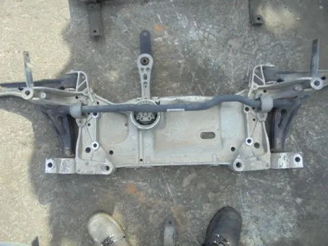 Γέφυρα Εμπρός Οριζόντια για VW GOLF (2009 - 2013) Mk6 (5K1) *ΔΒ* Γέφυρα Εμπρός Οριζόντια για VW GOLF (2009 - 2013) Mk6 (5K1) *ΔΒ*