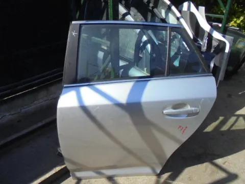 Πόρτα Πίσω Αριστερή για TOYOTA AVENSIS (2009 - 2012) (T270) S-Wagon - 5dr *Ε* Πόρτα Πίσω Αριστερή για TOYOTA AVENSIS (2009 - 2012) (T270) S-Wagon - 5dr *Ε*