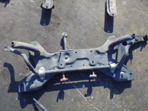 Γέφυρα Εμπρός Οριζόντια για MITSUBISHI COLT (2005 - 2008 ) (CZ) *ΔΒ* ΠΑΛΕΤΑ 43 *193412* Γέφυρα Εμπρός Οριζόντια για MITSUBISHI COLT (2005 - 2008 ) (CZ) *ΔΒ* ΠΑΛΕΤΑ 43 *193412*