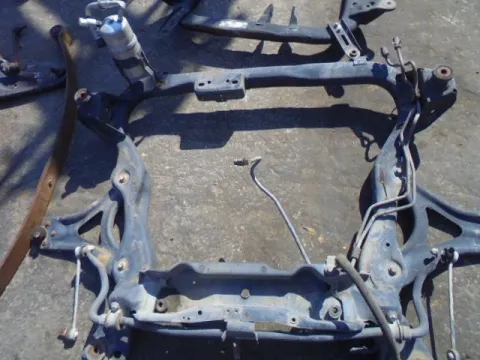 Γέφυρα Εμπρός Πλαίσιο για FORD MONDEO (1996 - 2000) Mk2 *ΔΒ* ΠΑΛΕΤΑ 37 *192843* Γέφυρα Εμπρός Πλαίσιο για FORD MONDEO (1996 - 2000) Mk2 *ΔΒ* ΠΑΛΕΤΑ 37 *192843*
